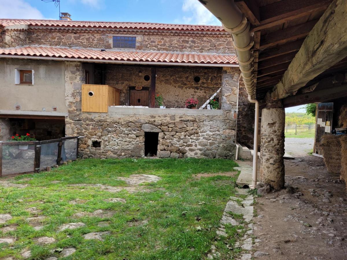 Ferme De La Combe Bed & Breakfast Saint-Jeure-d'Ay Eksteriør bilde