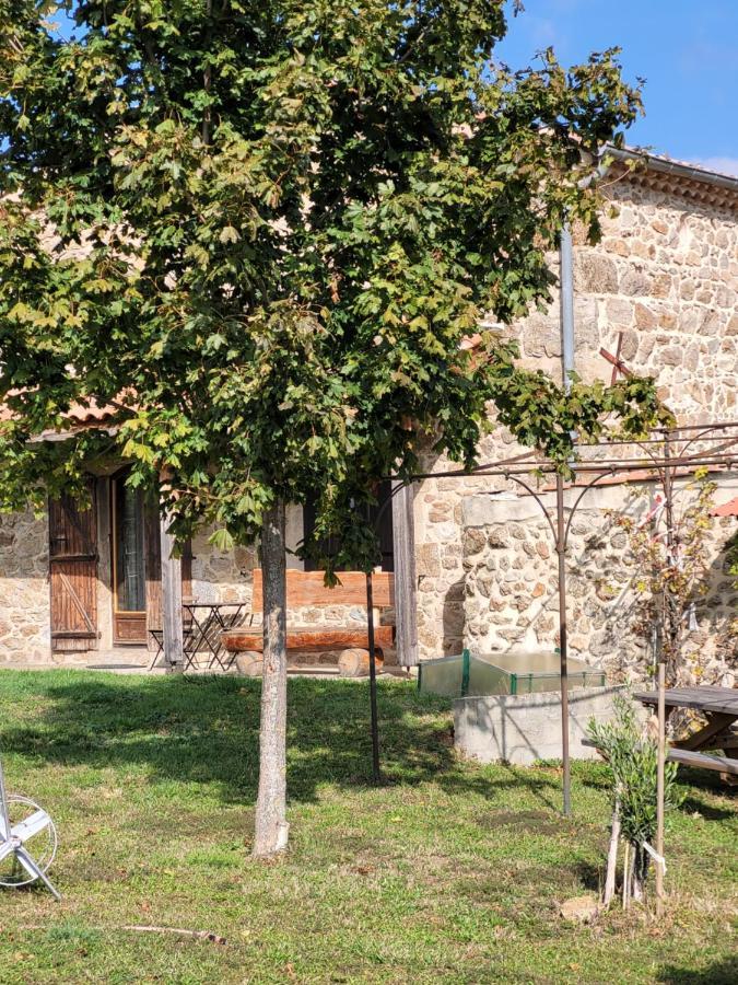 Ferme De La Combe Bed & Breakfast Saint-Jeure-d'Ay Eksteriør bilde